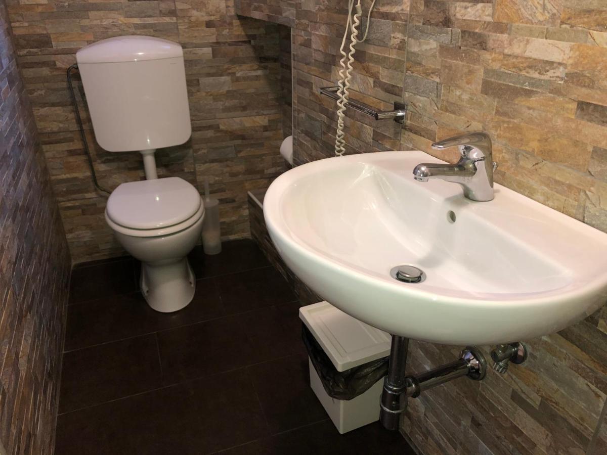 Alojamento de Acomodação e Pequeno-almoço Pontevecchio Relais *